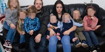 «Τα τρώνε σε ναρκωτικά»: Οι γείτονες «δίνουν» πολύτεκνο ζευγάρι που μάζεψε 3.500 ευρώ από έρανο!