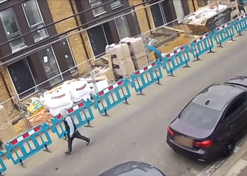 Άνδρας βίασε 15χρονη μέσα στο δρόμο – Η έκκληση της Αστυνομίας (vid)