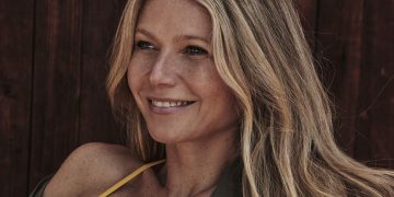 Alldaynews.gr Η Γκουίνεθ Πάλτροου πήρε δώρο για τις γιορτές τον «Νο1»… δονητή! (Video)