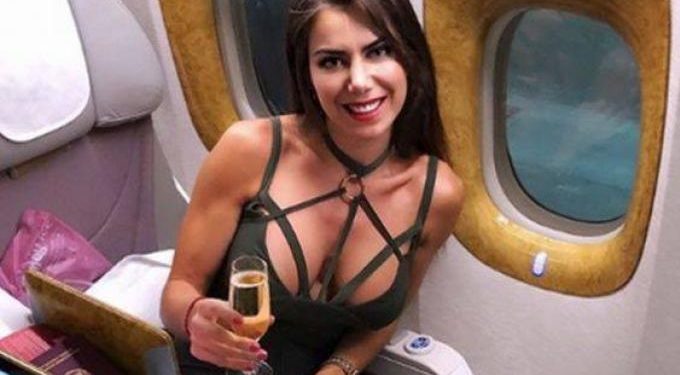 Ανώμαλη προσγείωση για την Ελληνίδα αεροσυνοδό του σεΐχη της Σαουδικής Αραβίας (Pics)