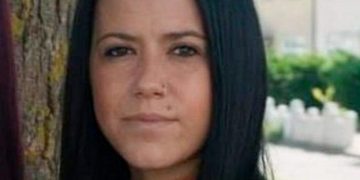 Alldaynews.gr Τη βιντεοσκόπησε ενώ έκανε σ3ξ με φίλο του – Την βρήκαν δεμένη με καλώδια και κομμένο λαιμό! (pics)