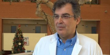 Alldaynews.gr Nοσοκομείο Παπαγεωργίου: 25 βρέφη με πολύ βαριά βαρηκοΐα άκουσαν για πρώτη φορά τη φωνή της μητέρας τους