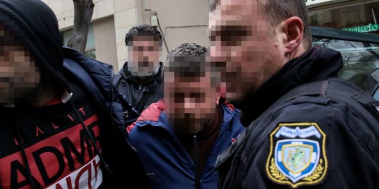 Alldaynews.gr Ο 17χρονος ήρωας που έσωσε 4 ψυχές (vid)