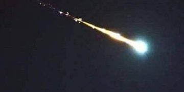 Συνέβη πριν από λίγο: Έπεσε μετεωρίτης κοντά στην Αίγινα- Δείτε αποκλειστικά την εικόνα του