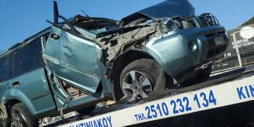 Alldaynews.gr Τραγωδία: Ένας νεκρός και τρεις τραυματίες μετά από ανατροπή Ι.Χ. (pics)