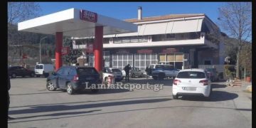 Τραγωδία στην Μακρακώμη: Γνωστός επιχειρηματίας Σκότωσε τη γυναίκα του και αυτοκτόνησε![Εικόνα]