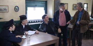 Το καφέ της Χαράς: Ραγδαίες εξελίξεις-Ποιος παθαίνει έμφραγμα[photos]