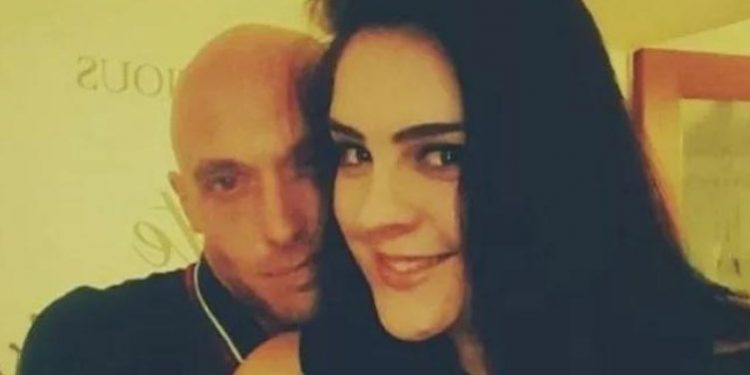 Alldaynews.gr Τραγικό: 33χρονη και ο σύντροφος της σχεδίαζαν να κακοποιήσουν τον 5χρονο γιο φίλης του!