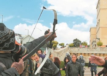 Συνελήφθη ο δραπέτης «Τοξοβόλος του Συντάγματος» – Είχε μαζί του βαρύ οπλισμό