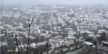 Alldaynews.gr Καιρός “Ηφαιστίων”: Χιόνια στην Αττική στη διάρκεια της νύχτας