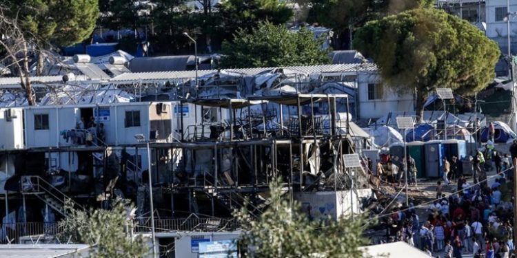 Alldaynews.gr Αφγανός μαχαίρωσε νεαρό Σομαλό στη Μόρια