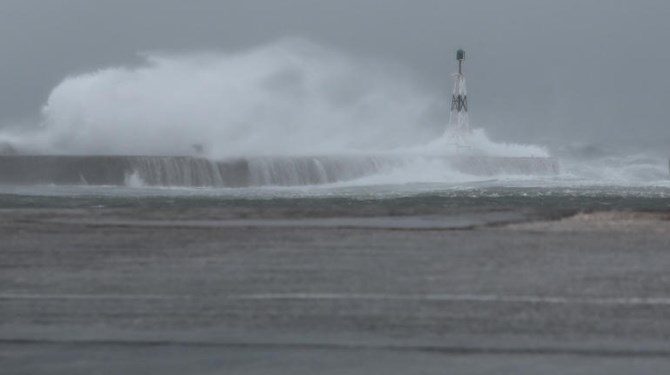 Alldaynews.gr Αγνοείται κωπηλάτης στη θαλάσσια περιοχή της Λούτσας!
