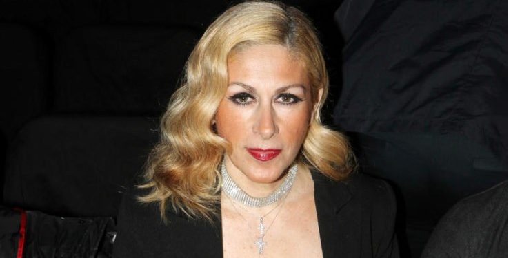 Έφη Σαρρή: Δεν έχω κάνει πλαστικές-Φοράω γούνα ακόμα και μέσα στο σπίτι!