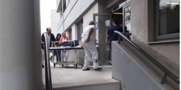 Πριν Λίγο: 38χρονη Γυναίκα έπεσε από τον τρίτο όροφο  νοσοκομείου[photos]