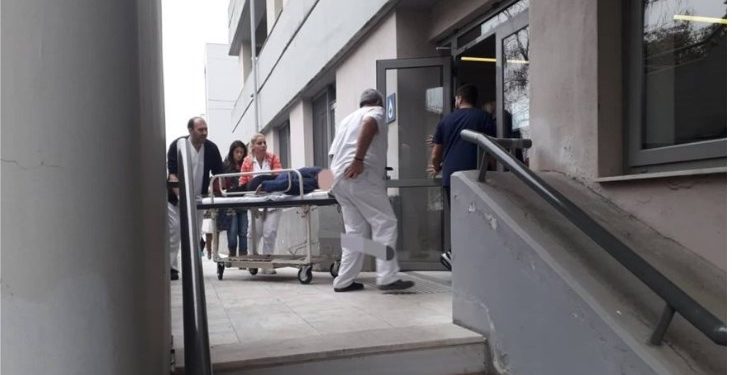 Πριν Λίγο: 38χρονη Γυναίκα έπεσε από τον τρίτο όροφο  νοσοκομείου[photos]