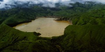 Αυτή είναι η λίμνη που σκότωσε 1700 άτομα μέσα σε ένα βράδυ[photos]