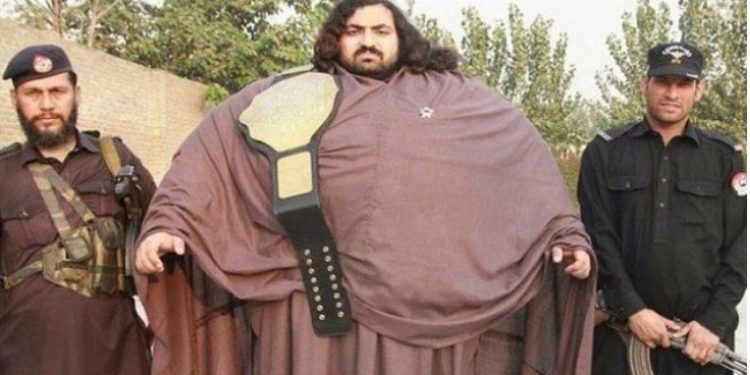 Alldaynews.gr Ο «Χαλκ» του Πακιστάν ψάχνει νύφη στα «κυβικά» του – Απέρριψε 200-300 γυναίκες