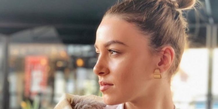 Τι ανέβασε!! Η Εβελίνα Σκίτσκο του GNTM μας δείχνει το στήθος της[photo]