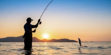 Ψαράς έπιασε απόκοσμο θαλάσσιο πλάσμα και όλοι αναρωτιούνται τι είναι[photo]