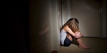 Alldaynews.gr Θεσσαλονίκη: Έβαλαν συμμαθήτριά τους να γλείψει «τούρκικη» τουαλέτα