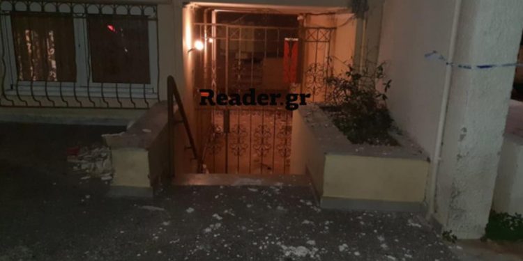 Έκρηξη βόμβας έξω από το σπίτι εφοπλιστή στον Πειραιά (pic)