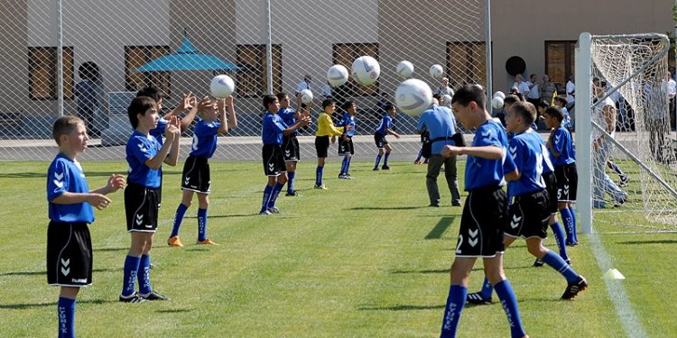 Alldaynews.gr Ποδόσφαιρο: Οι Σκωτσέζοι απαγορεύουν τις κεφαλιές στα παιδιά κάτω των 12 χρονών