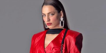 Alldaynews.gr Η περσινή νικήτρια του «My style rocks» πάει ΣΚΑΪ και Ιλιτζαλί στα δικαστήρια (vid)