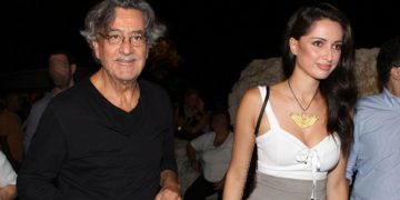 Alldaynews.gr Βάζουν τα γυαλιά στους νέους: 5 γεροντοπαλίκαρα με σύντροφο πάνω από 30 χρόνια μικρότερη