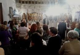 Alldaynews.gr Λάρισα: Ιερέας χτύπησε πιστή γιατί πήρε δεύτερο…αντίδωρο