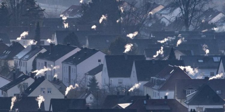 Alldaynews.gr Τραγική κατάληξη: Αναζητούσαν τρεις εβδομάδες 14χρονο και βρέθηκε σφηνωμένος σε καμινάδα