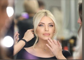 «Έχω πολύ πλαστικό πάνω μου»