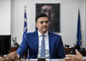 Πανηγυρίζουν που θα βάλουν Ιδιώτες στα Κρατικά Νοσοκομεία- Κικίλιας: «Δημόσια δωρεάν αλλά όχι απαραίτητα κρατική υγεία» – Είσοδος ιδιωτικών εταιρειών σε τρία νοσοκομεία
