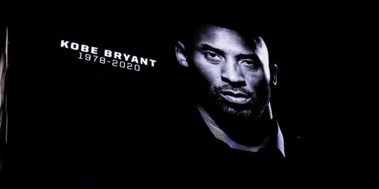 Alldaynews.gr Ανατριχιαστικές στιγμές σε αγώνα του NBA! Έκλαιγαν με λυγμούς οι παίκτες για τον Κόμπι Μπράιαντ (videos)