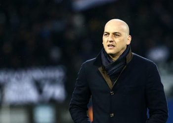 ΕΚΤΑΚΤΟ: Πυροβόλησαν τον Κοβάσεβιτς έξω από το σπίτι του στη Γλυφάδα!