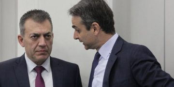 ΣΥΡΙΖΑ: Μετά τα «γαλάζια παιδιά» η κυβέρνηση Μητσοτάκη βολεύει και τους “γαλάζιους παππούδες”