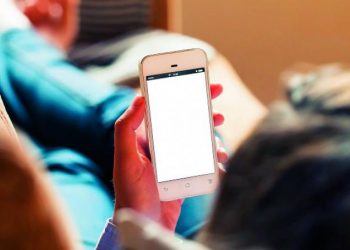 Προσοχή: Μην βλέπετε π0ρνό στο κινητό σας