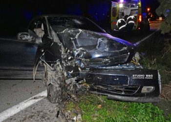 Σοκαριστικό τροχαίο στο Ναύπλιο ανήμερα τα Θεοφάνεια! (pics)