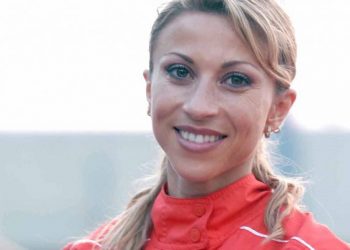 Μεγάλωσε και ομόρφυνε: Η Νίκη σήμερα θυμίζει Τζένιφερ Λόπεζ (Pics)