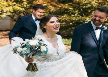 Νίκησαν μαζί τον καρκίνο όταν ήταν παιδιά και πριν λίγες μέρες παντρεύτηκαν