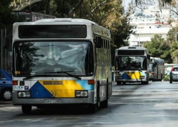 Χαμός με λεωφορείο στην Καλλιθέα – Δείτε τι έκανε ο οδηγός[photo]