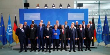 Alldaynews.gr Με… ευτράπελα η οικογενειακή φωτογραφία στη Διάσκεψη του Βερολίνου! Pics, video