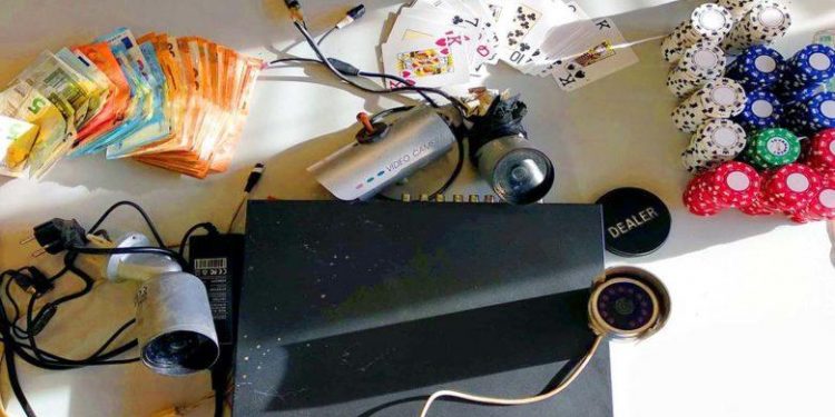 Alldaynews.gr Εισαγγελική έρευνα για «πόκερ» σε σωματείο στη Λάρισα – Συνέλαβαν και την πρόεδρο