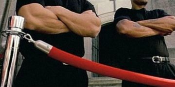 Alldaynews.gr Σου απαγόρευσαν την είσοδο σε νυχτερινό μαγαζί; Μπορείς να ζητήσεις αποζημίωση