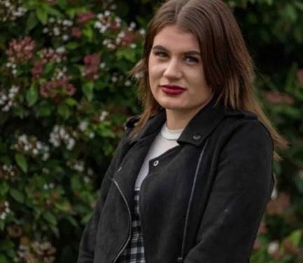 Alldaynews.gr Ο πατέρας μου με βίαζε επανειλημμένα από τα 6 μου – Έμεινα έγκυος τρεις φορές – Σας παρακαλώ δικάστε τον