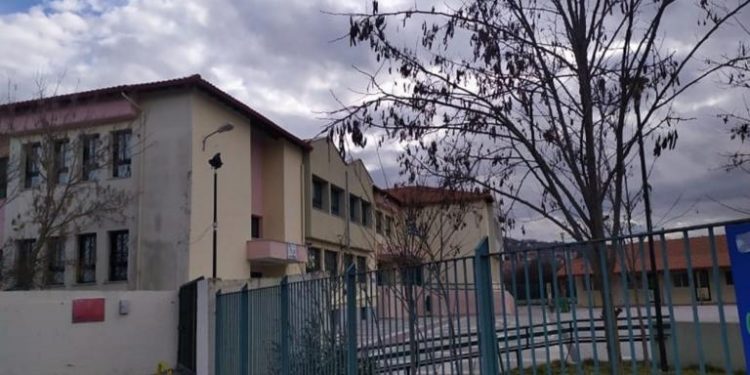 Χτύπησαν και λήστεψαν δάσκαλο σε Δημοτικό! Τον βρήκε αιμόφυρτο την επόμενη μέρα η καθαρίστρια