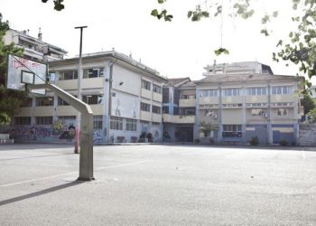 Θεσσαλονίκη: Άθλιες τουαλέτες σε δημοτικό σχολείο – Σε αποχή προχώρησαν οι μαθητές (pics)