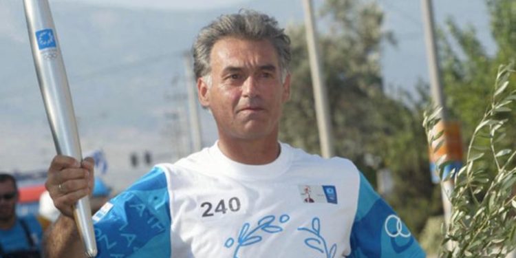 Alldaynews.gr Αγωνία για τον Τάσο Μπουντούρη: Σε κρίσιμη κατάσταση μετά από τροχαίο ο θρύλος της ιστιοπλοΐας – Τράκαρε με τον προπονητή του Σπύρου Γιαννιώτη!