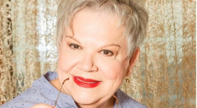 Alldaynews.gr “Κεραυνοβολήθηκα”! Όσα λέει η Τένια Μακρή για την περιπέτεια του Ανδρέα Μικρούτσικου