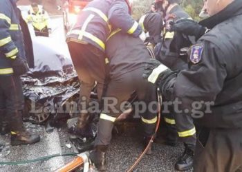 Τραγωδία στην άσφαλτο! Σκοτώθηκαν δύο φίλοι – “Καρφώθηκαν” σε δέντρο!
