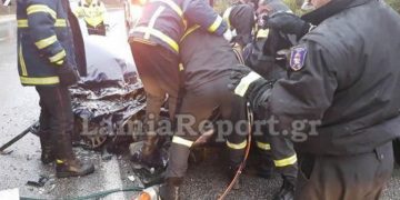 Alldaynews.gr Τραγωδία στην άσφαλτο! Σκοτώθηκαν δύο φίλοι – “Καρφώθηκαν” σε δέντρο!